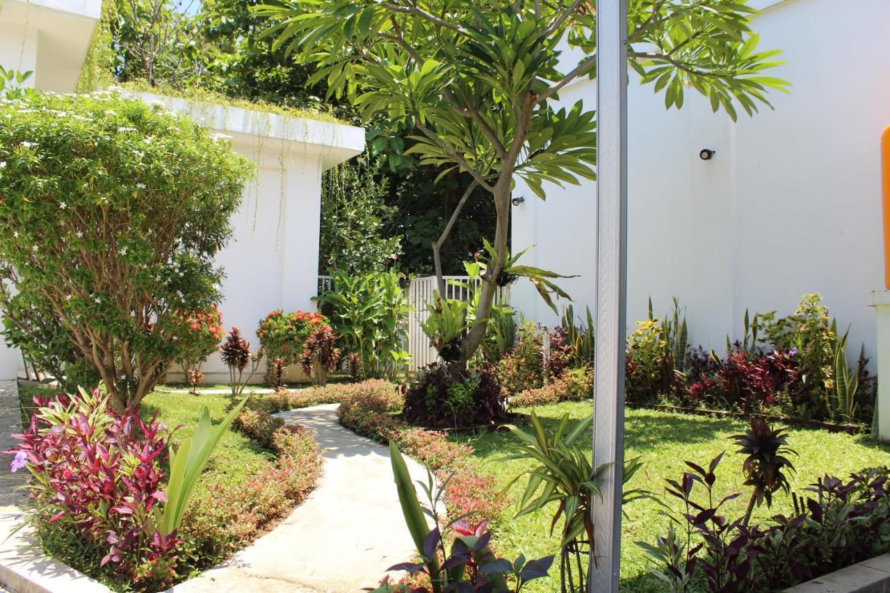 Villa Putih Lovina Экстерьер фото
