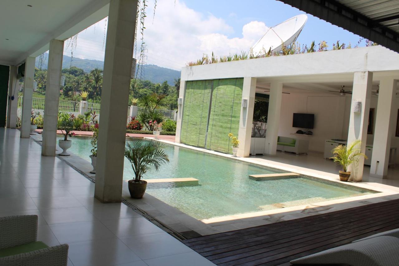 Villa Putih Lovina Экстерьер фото